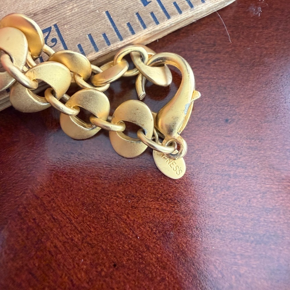 Vintage Express Gold Tone Necklace - Picture 3 of 3
